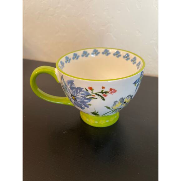 Footed flor mug B initial - Picture 4 of 4